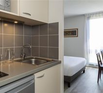 Adagio Access Avignon Room