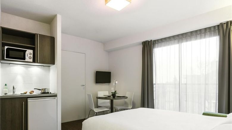<b>Adagio Access Nantes Viarme Room</b>. Images powered by <a href="https://iceportal.shijigroup.com/" title="IcePortal" target="_blank">IcePortal</a>.