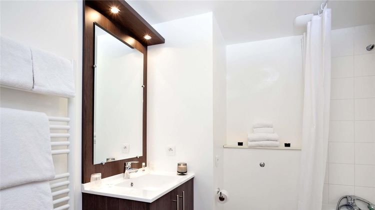 Adagio Access Paris Asnieres Room