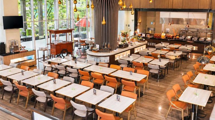 Mercure Serpong Alam Sutera Exterior