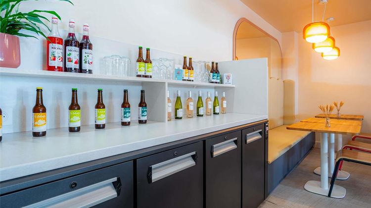 Ibis Styles Nantes Centre Place Graslin Exterior