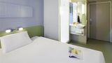 Ibis Budget Zurich Airport Room