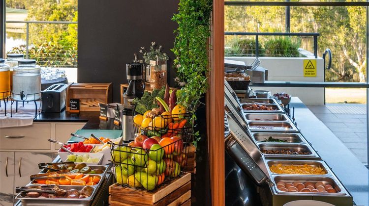 Mercure Kooindah Waters Central Coast Restaurant