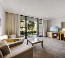 Mercure Kooindah Waters Central Coast Room