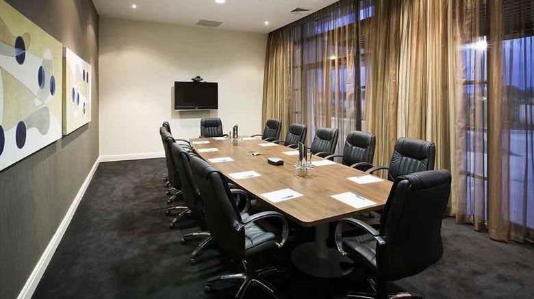 <b>Mercure Kooindah Waters Central Coast Meeting</b>. Images powered by <a href="https://iceportal.shijigroup.com/" title="IcePortal" target="_blank">IcePortal</a>.