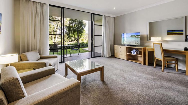 Mercure Kooindah Waters Central Coast Room