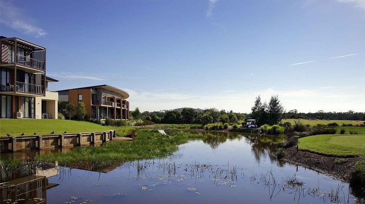 Mercure Kooindah Waters Central Coast Golf
