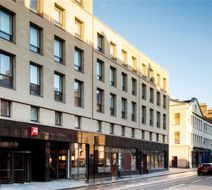 Ibis Edinburgh Centre South Bridge Exterior