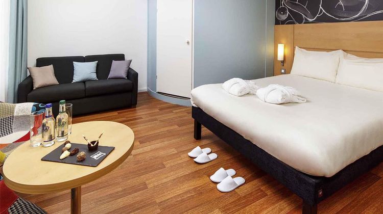 Ibis Edinburgh Centre South Bridge Room