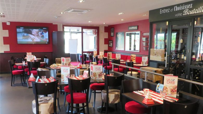 <b>Ibis Bordeaux St Emilion Hotel Restaurant</b>. Images powered by <a href="https://iceportal.shijigroup.com/" title="IcePortal" target="_blank">IcePortal</a>.