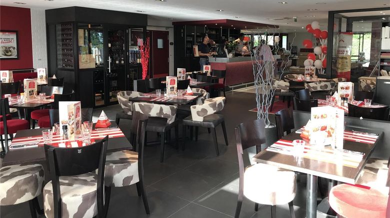 <b>Ibis Bordeaux St Emilion Hotel Restaurant</b>. Images powered by <a href="https://iceportal.shijigroup.com/" title="IcePortal" target="_blank">IcePortal</a>.