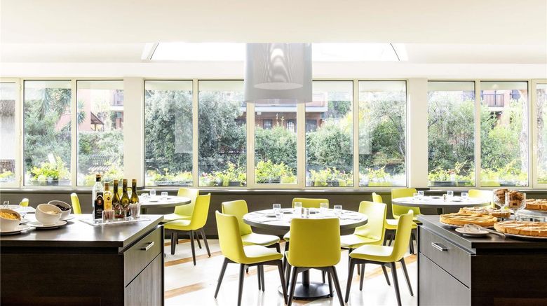 <b>Mercure Eur Roma West Restaurant</b>. Images powered by <a href="https://iceportal.shijigroup.com/" title="IcePortal" target="_blank">IcePortal</a>.