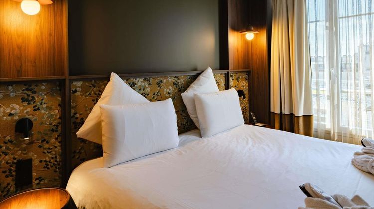 Mercure Paris Levallois Perret Hotel Room