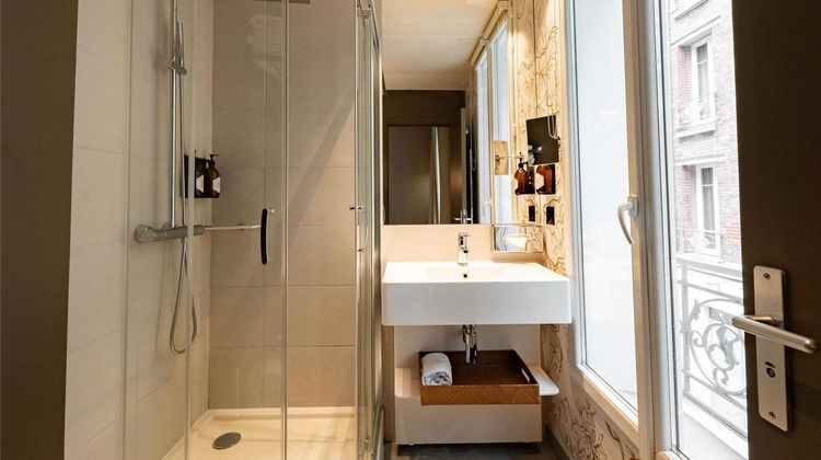 Mercure Paris Levallois Perret Hotel Room