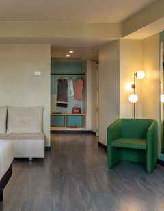 Ibis Styles Zaragoza Centro