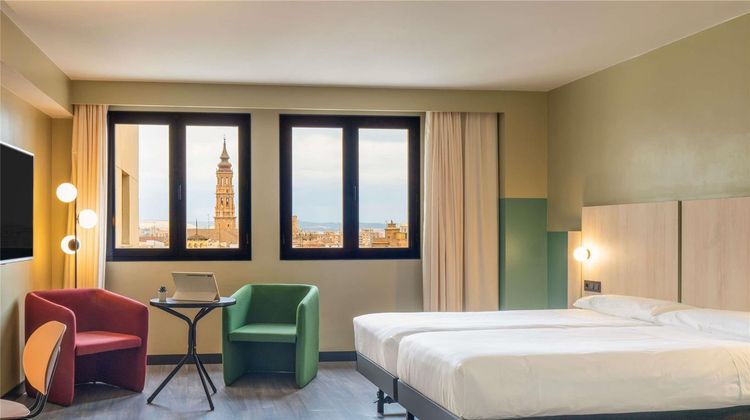 Ibis Styles Zaragoza Centro Room