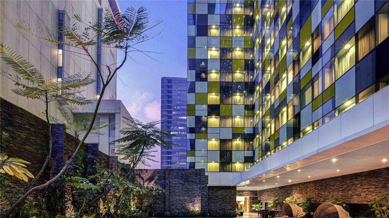 <b>Grand Mercure Jakarta Harmoni Pool</b>. Images powered by <a href="https://iceportal.shijigroup.com/" title="IcePortal" target="_blank">IcePortal</a>.