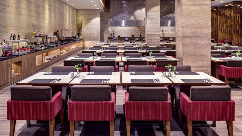 <b>Grand Mercure Jakarta Harmoni Restaurant</b>. Images powered by <a href="https://iceportal.shijigroup.com/" title="IcePortal" target="_blank">IcePortal</a>.