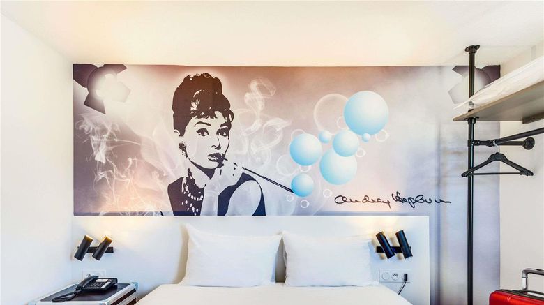 <b>Ibis Styles Paris Saint Denis Plaine Room</b>. Images powered by <a href="https://iceportal.shijigroup.com/" title="IcePortal" target="_blank">IcePortal</a>.