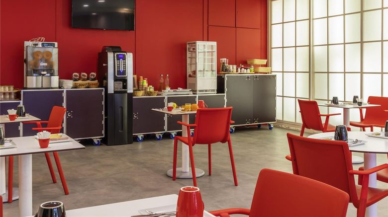 <b>Ibis Styles Paris Saint Denis Plaine Restaurant</b>. Images powered by <a href="https://iceportal.shijigroup.com/" title="IcePortal" target="_blank">IcePortal</a>.