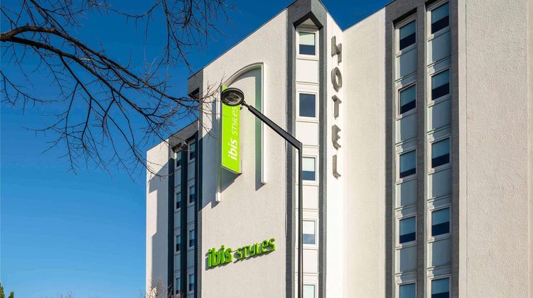 Ibis Styles Paris Saint Denis Plaine Exterior