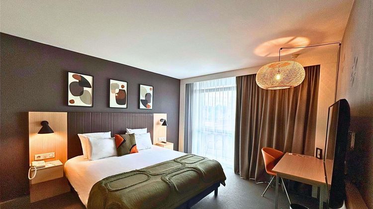 Mercure Valenciennes Room