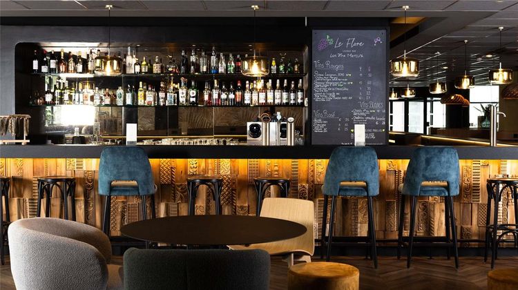Mercure Valenciennes Exterior
