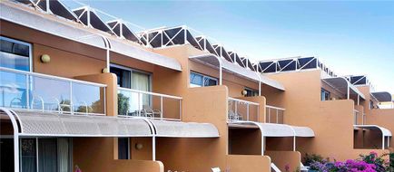 Sails in the Desert Hotel Exterior