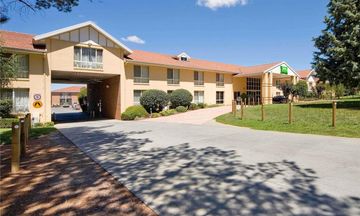 Ibis Styles Canberra