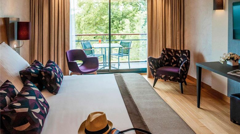 <b>Hotel Parc Beaumont MGallery by Sofitel Room</b>. Images powered by <a href="https://iceportal.shijigroup.com/" title="IcePortal" target="_blank">IcePortal</a>.