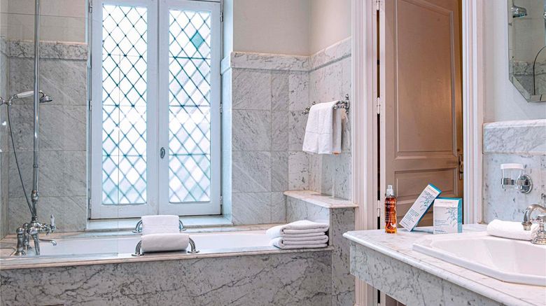 <b>Mgallery Hotel De La Cite Room</b>. Images powered by <a href="https://iceportal.shijigroup.com/" title="IcePortal" target="_blank">IcePortal</a>.