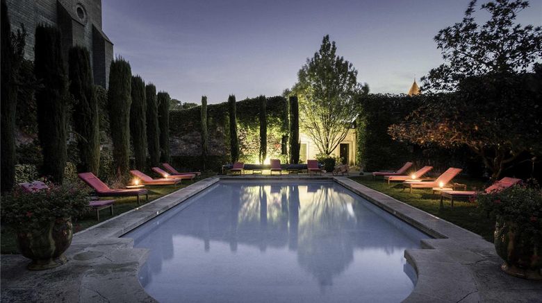 <b>Mgallery Hotel De La Cite Pool</b>. Images powered by <a href="https://iceportal.shijigroup.com/" title="IcePortal" target="_blank">IcePortal</a>.