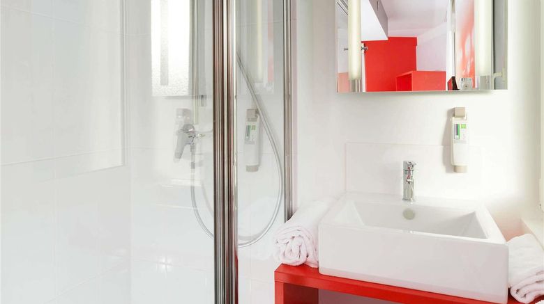 <b>Ibis Styles de Vannes Gare Centre Room</b>. Images powered by <a href="https://iceportal.shijigroup.com/" title="IcePortal" target="_blank">IcePortal</a>.