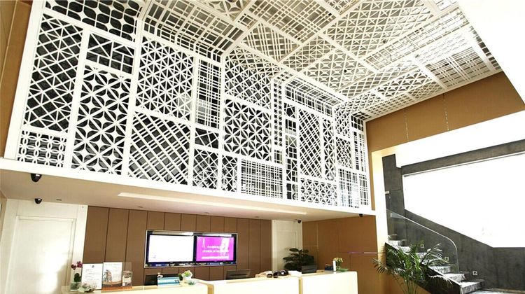Ibis Yangzhou Wen Chang Attic Exterior