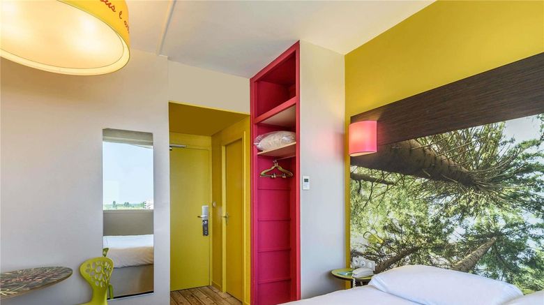 <b>Ibis Styles Dax Miradour Room</b>. Images powered by <a href="https://iceportal.shijigroup.com/" title="IcePortal" target="_blank">IcePortal</a>.