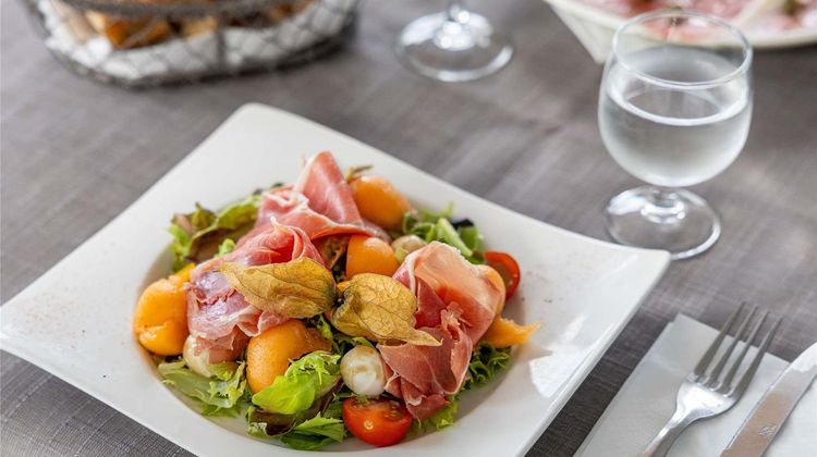 Ibis Styles Dax Miradour Restaurant