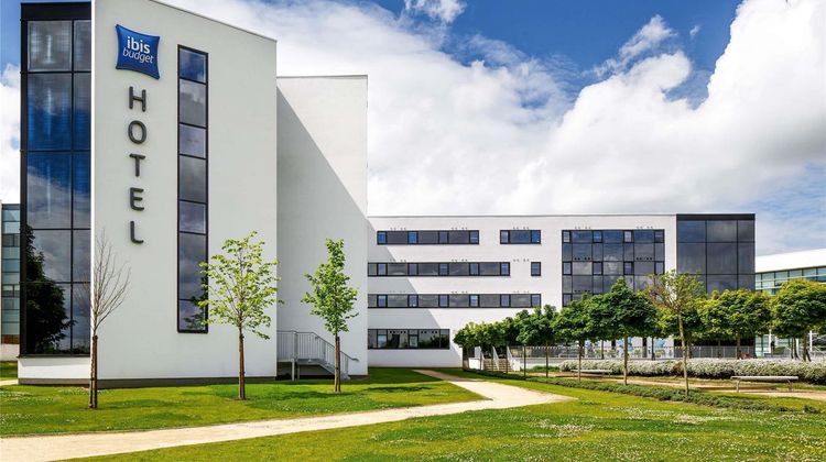 Ibis Budget Edinburgh Park Exterior