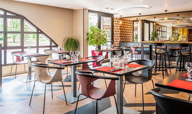Ibis Styles Reims Centre Cathedrale Exterior