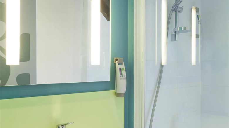 <b>Ibis Styles Bayonne Gare Centre Room</b>. Images powered by <a href="https://iceportal.shijigroup.com/" title="IcePortal" target="_blank">IcePortal</a>.