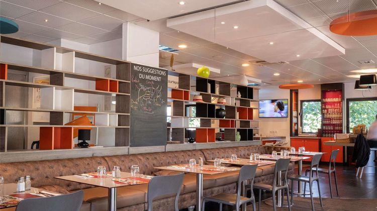 Ibis Styles Valence Romans TGV Exterior