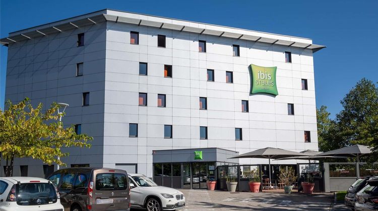 Ibis Styles Valence Romans TGV Meeting