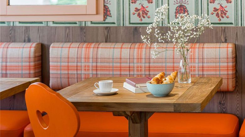 <b>Ibis Styles Annecy Gare Centre Restaurant</b>. Images powered by <a href="https://iceportal.shijigroup.com/" title="IcePortal" target="_blank">IcePortal</a>.