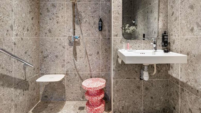 <b>Ibis Styles Annecy Gare Centre Room</b>. Images powered by <a href="https://iceportal.shijigroup.com/" title="IcePortal" target="_blank">IcePortal</a>.