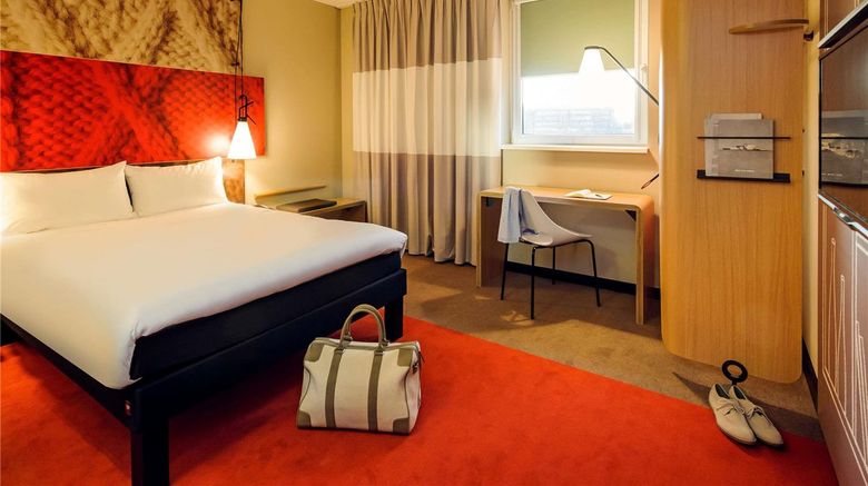 <b>Ibis Hamburg City Suite</b>. Images powered by <a href="https://iceportal.shijigroup.com/" title="IcePortal" target="_blank">IcePortal</a>.