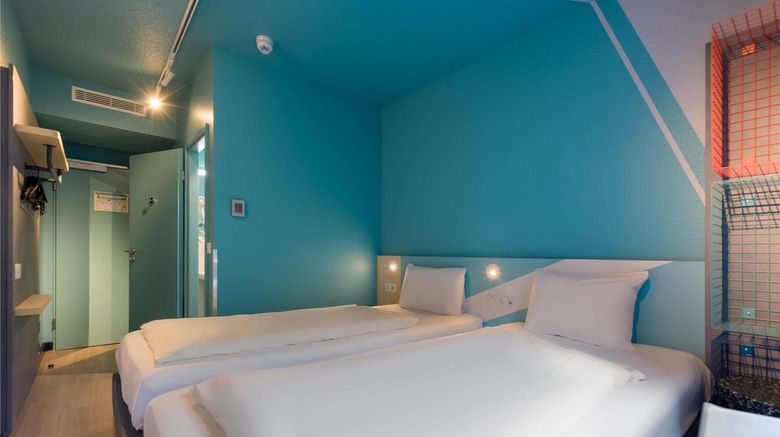 <b>Ibis Budget Hamburg City Room</b>. Images powered by <a href="https://iceportal.shijigroup.com/" title="IcePortal" target="_blank">IcePortal</a>.