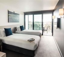 Mercure Portsea Room