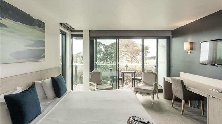 <b>Mercure Portsea Room</b>. Images powered by <a href="https://iceportal.shijigroup.com/" title="IcePortal" target="_blank">IcePortal</a>.