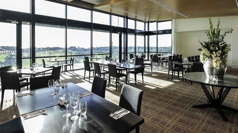 <b>Mercure Portsea Restaurant</b>. Images powered by <a href="https://iceportal.shijigroup.com/" title="IcePortal" target="_blank">IcePortal</a>.