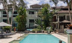 Pullman Palm Cove Sea Temple Resort/Spa