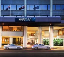 Pullman Hyde Park Sydney Exterior